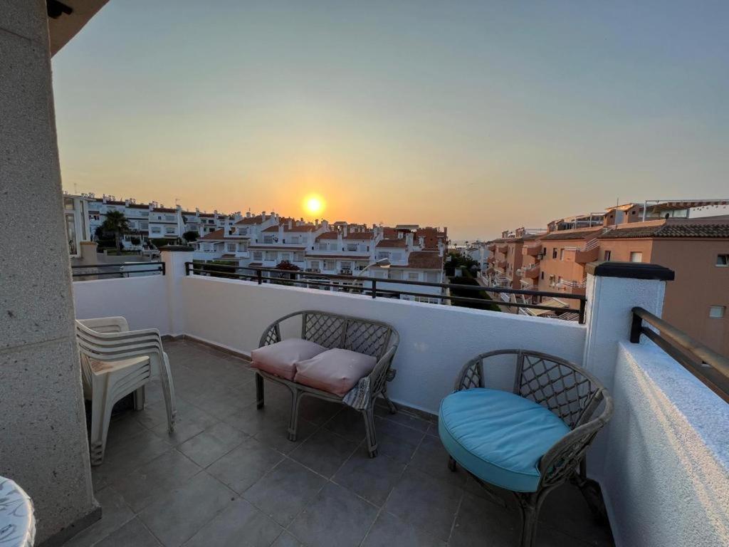 Atico Con Vistas Increibles, 3 Dormitorios Torrevieja Eksteriør bilde